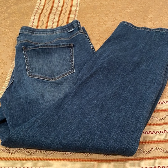 JAG jeans, “Ruby Straight,” cotton blend, great condition, 22W/32 - Picture 9 of 9